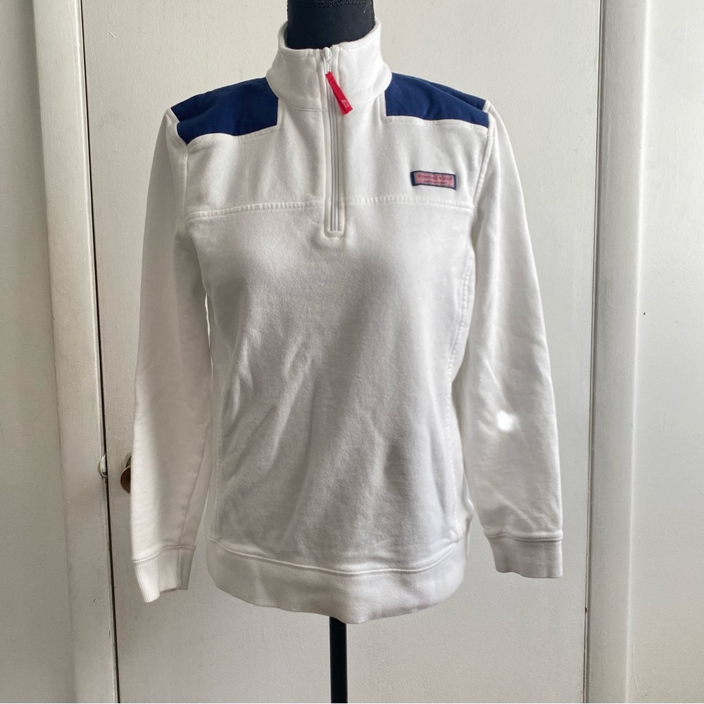 Vineyard Vines White Half-Zip Pullover with Navy Accents